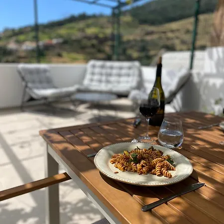 Vinha - Adults-only Privé Met Hottub&zeezicht Calheta (Madeira)